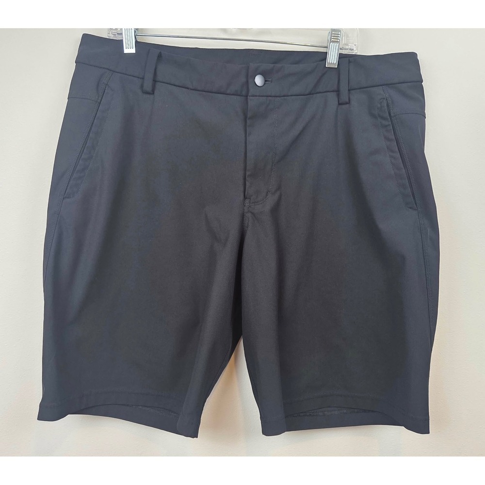 Lululemon Shorts Mens Size 40 Black‎ Flat Front Tech Performance